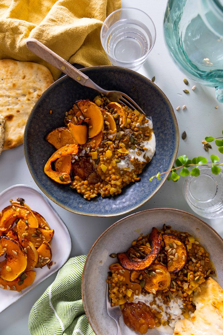 Dhal med ovnsbakt flaskegresskar, mangochutney, eple, yoghurt og nanbrød