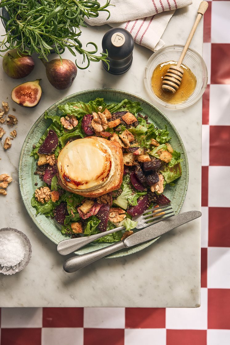 Salad de Chèvre Chaud - Linsesalat med bakte rødbeter, chèvre og valnøtter