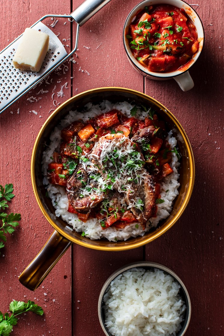 Nakkekoteletter med ratatouille, ris og Gran Biraghi 