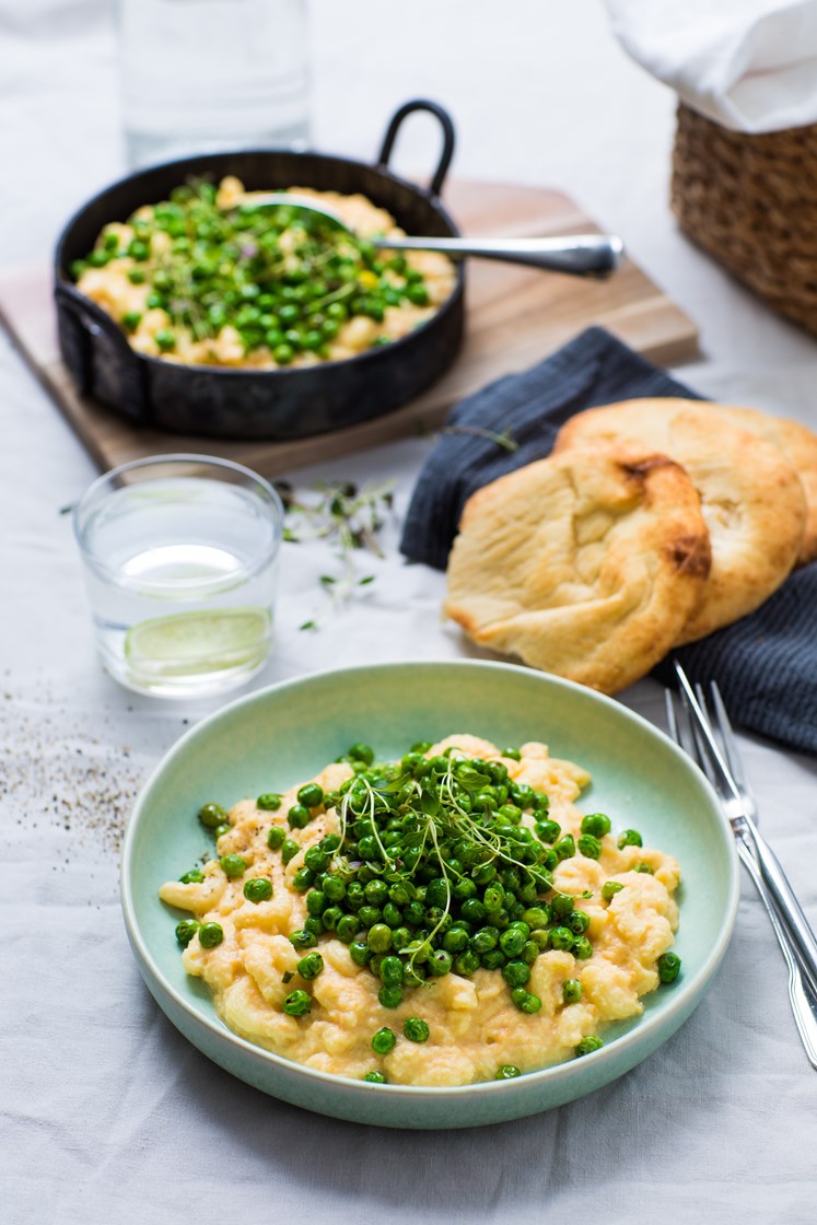Mac 'n' peas med kremet grønnsakssaus 