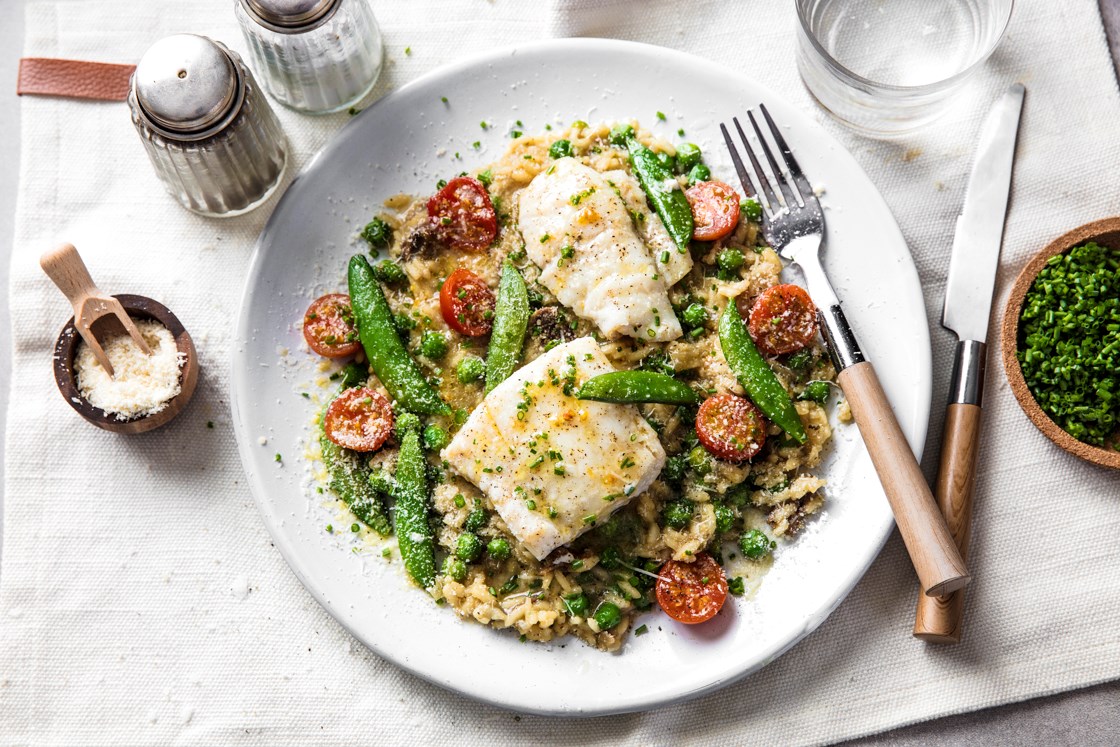 Torsk med erterisotto og cherrytomater