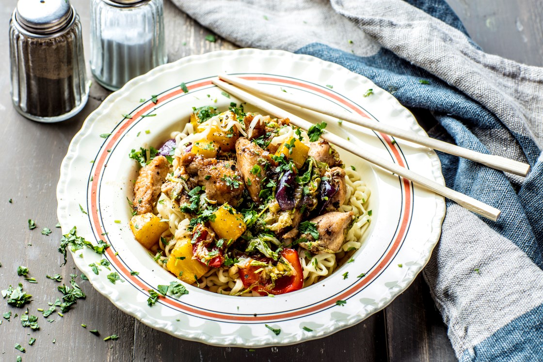 Kyllingwok med nudler