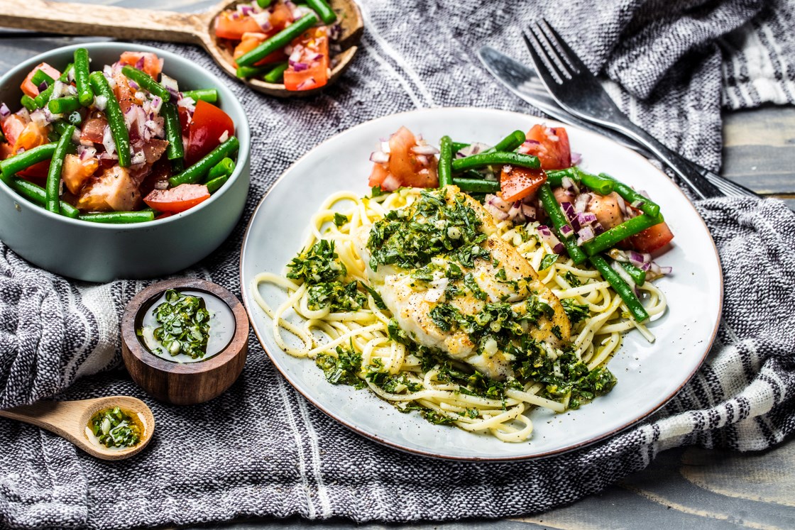 Brosme med gremolata og tomatsalat