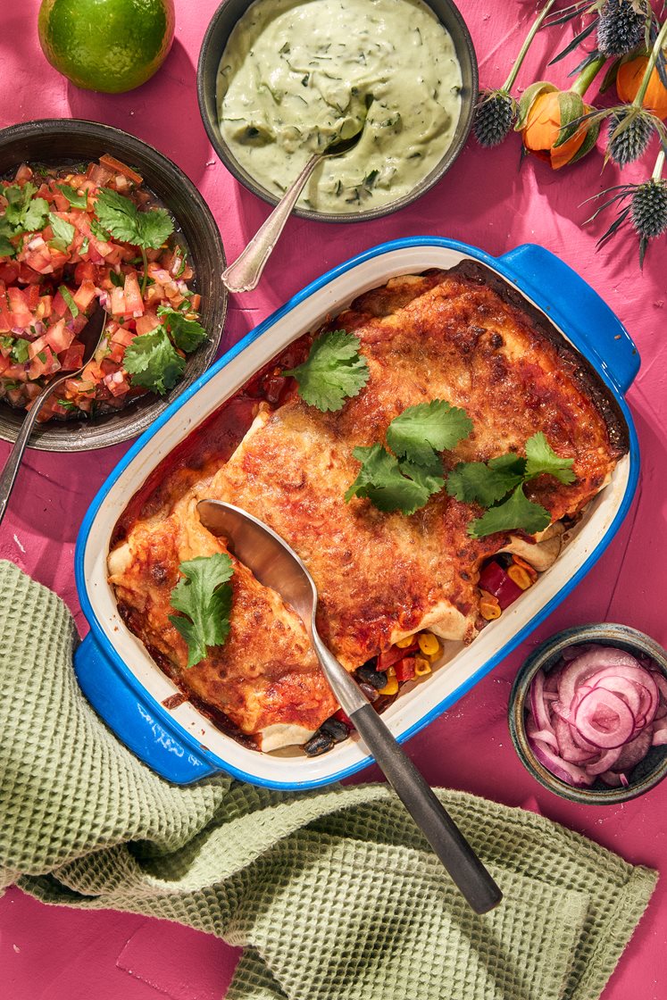 Kidney bean enchiladas med guacamole og picco de gallo 