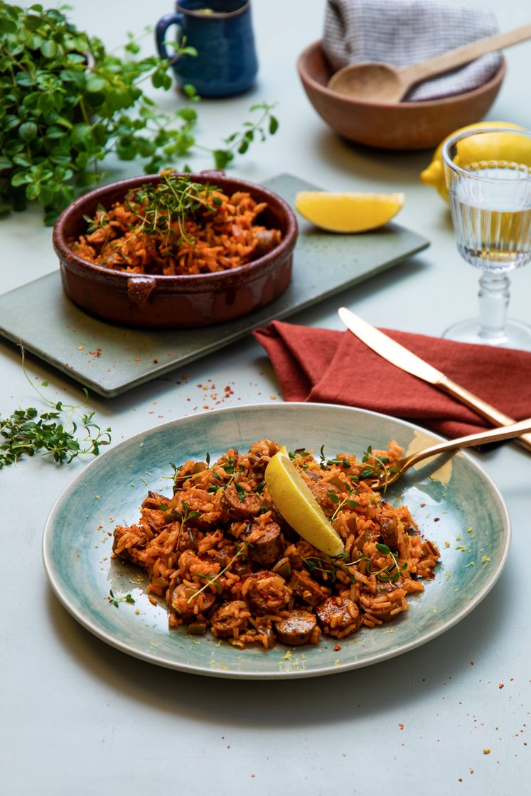 Jambalaya med urtepølse av kylling, stangselleri og villris