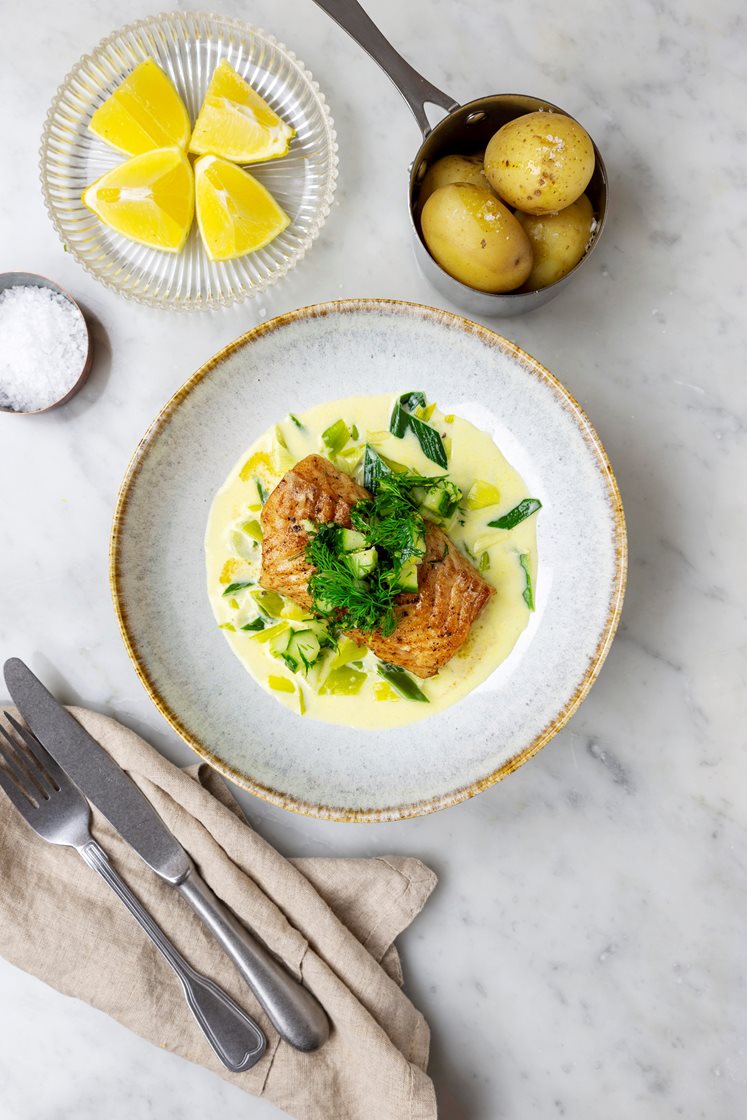 Stegt torsk med cremet porre og dildgremolata