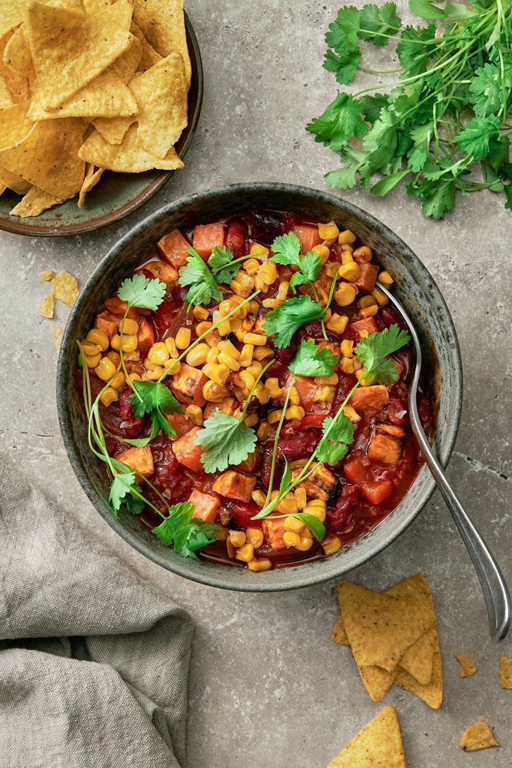 Texas chili med rostad sötpotatis och majs