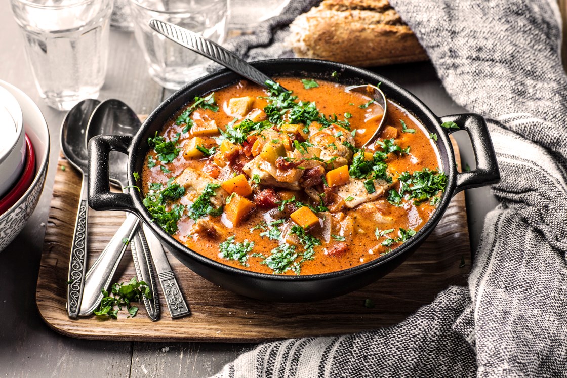 Hot kyllingsuppe med grønnsaker