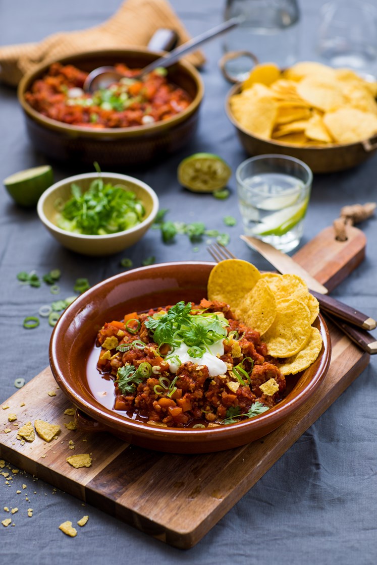 Tacogryte med rotgrønnsaker og rømme, nachochips og koriander