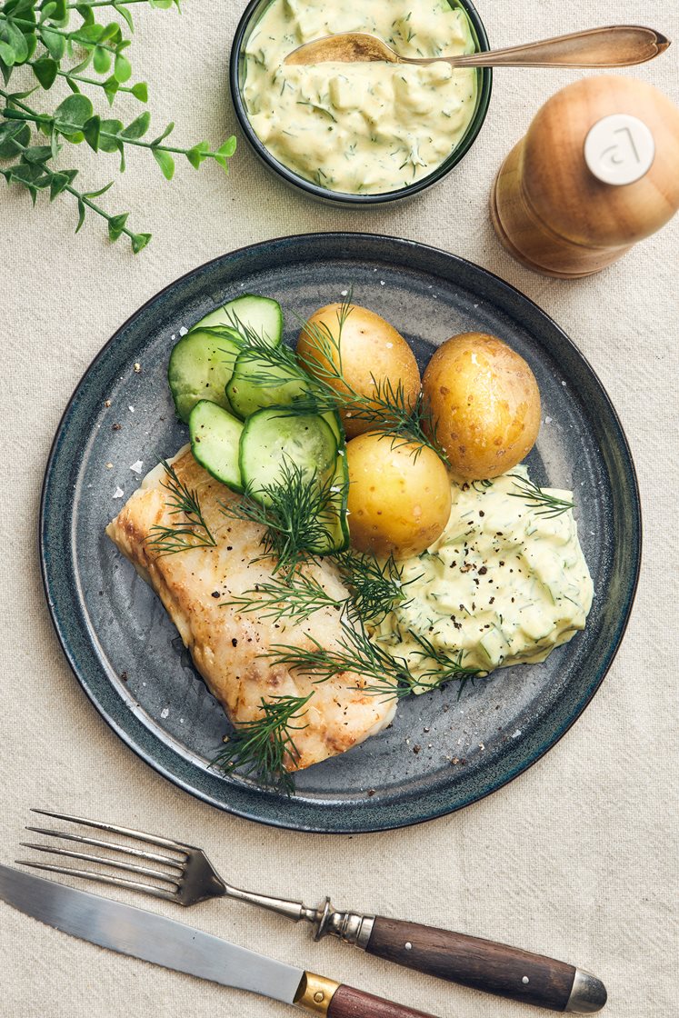 Dillstekt torsk med potatis och äppelremoulade