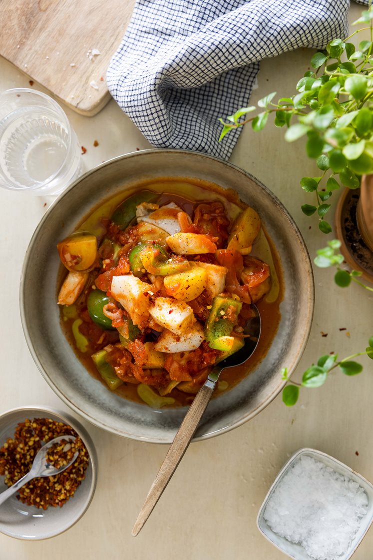 Enkel bacalao med lettsaltet torsk og paprika