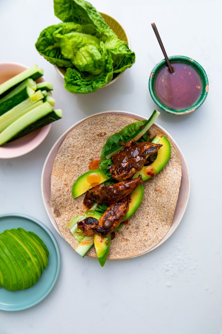 Wraps med adobokylling og avocado