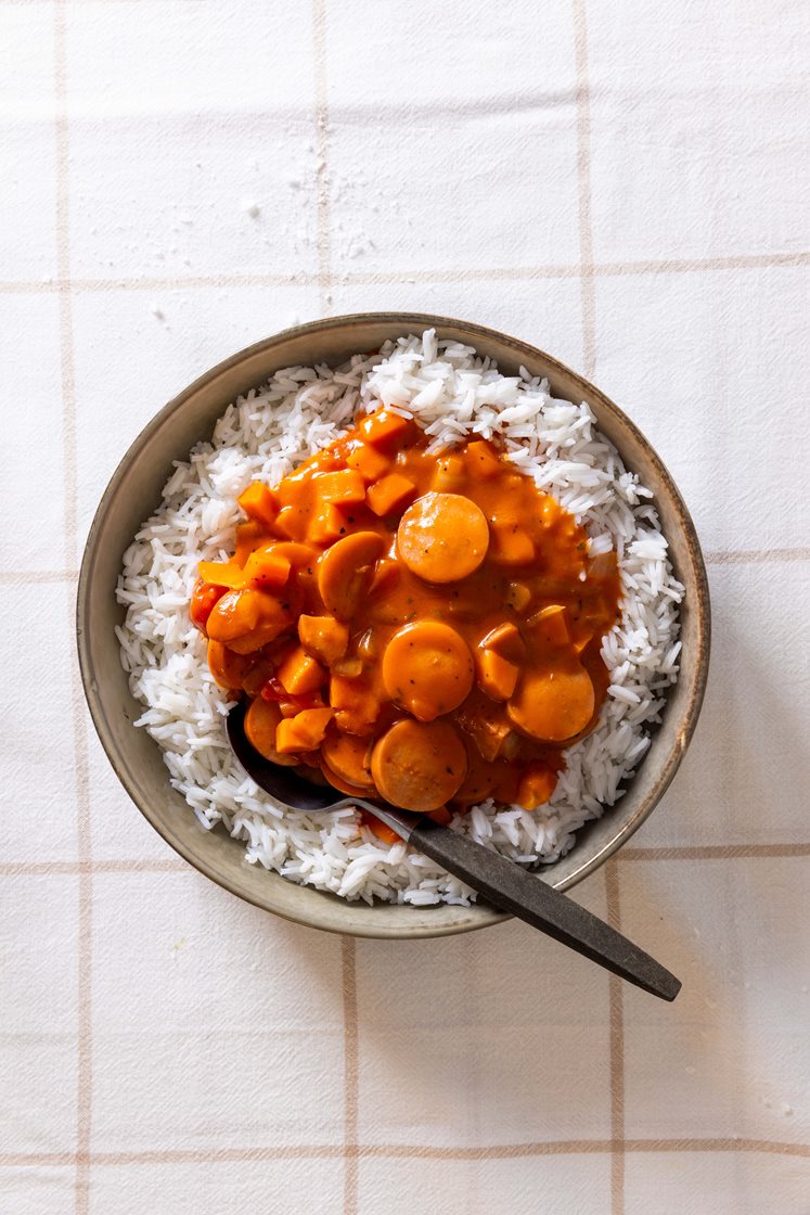 Stroganoff med linquica pølser og ris