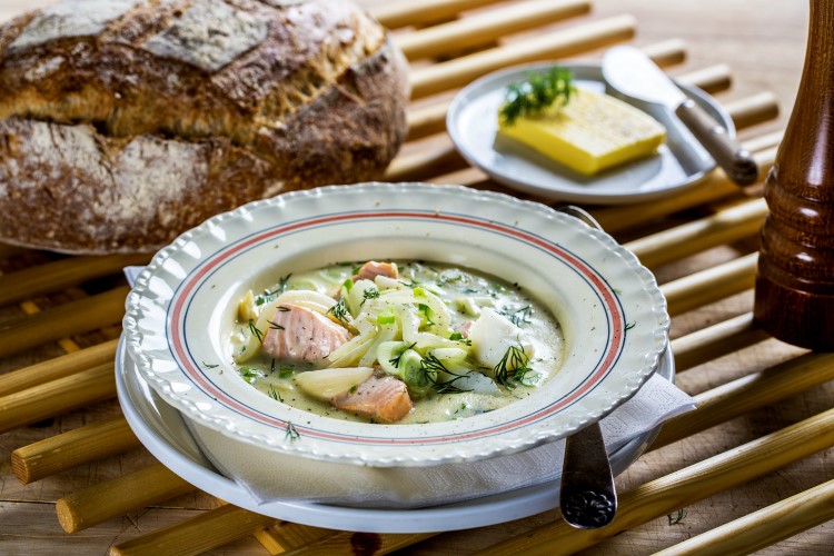 Fiskesuppe med fenikkel og dill