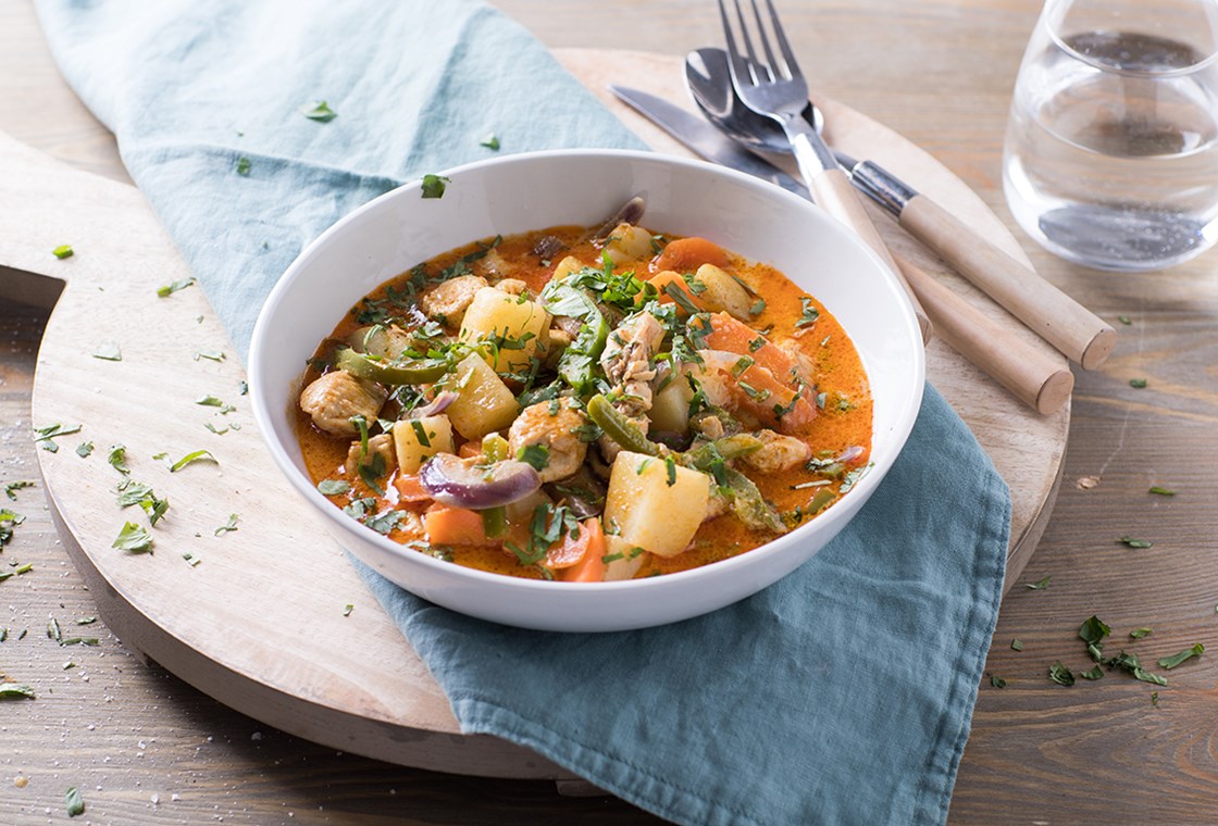 One pot med kylling, karri og koriander