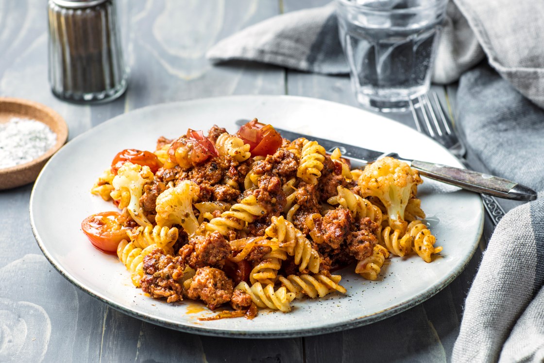 Pasta med chorizo og tomatpesto