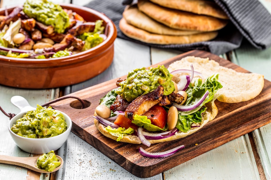 Ytrefilet av svin med hvitløkspita og guacamole
