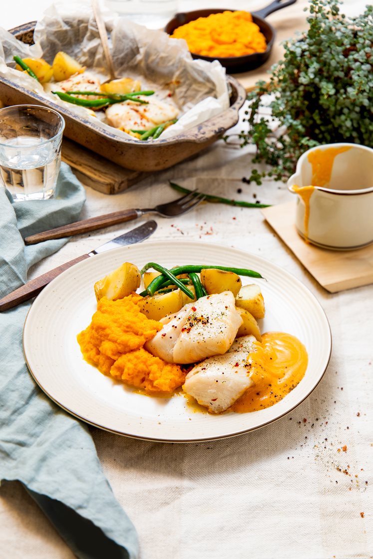Ovnsbakt lyrfilet med gulrotpuré og hummersaus