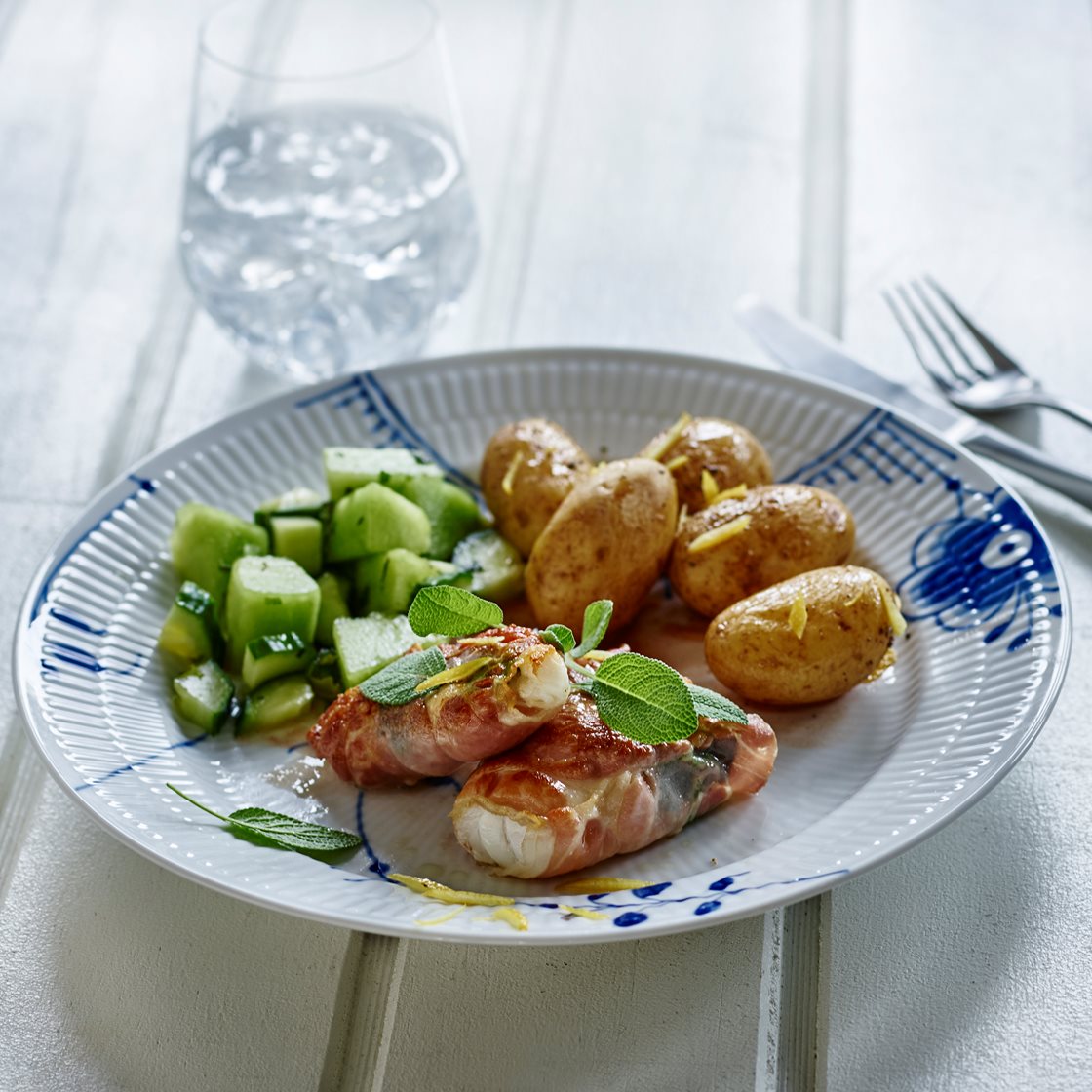 Torsk-saltimbocca med citronkartofler og melonsalat