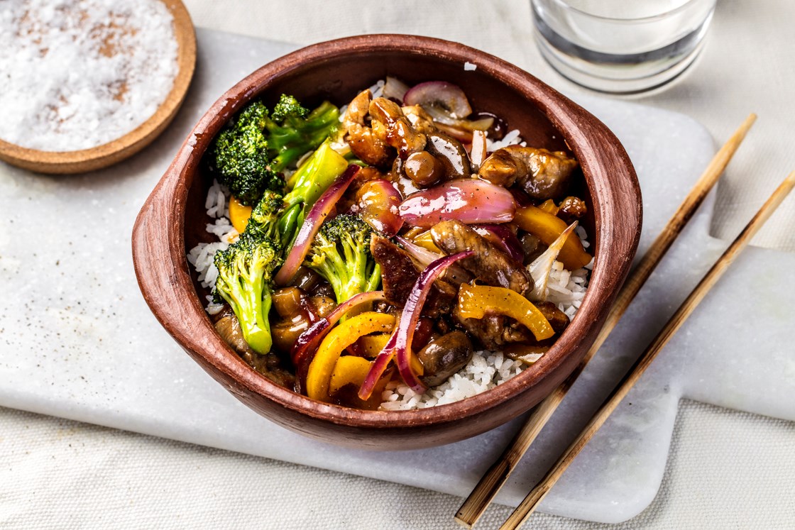 Chop suey med oystersauce Oppskrift Godtlevert