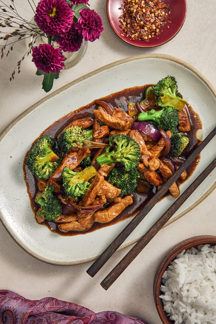 Singapore chili wok med fläsk, broccoli och vitlök