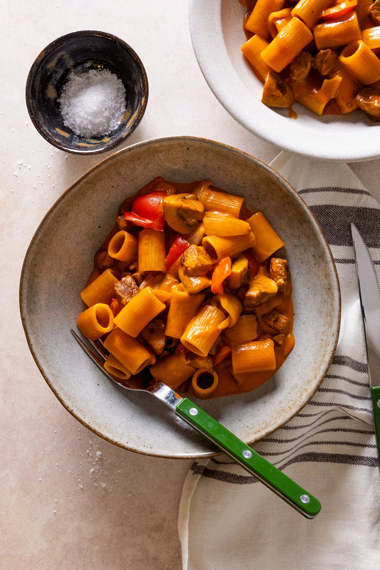 Alt-i-ett biff stroganoff med pasta