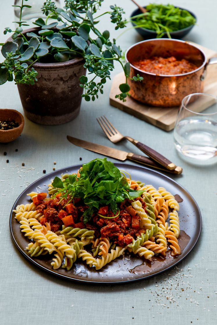 Hjemmelaget pasta bolognese med ruccola og Grande Premium