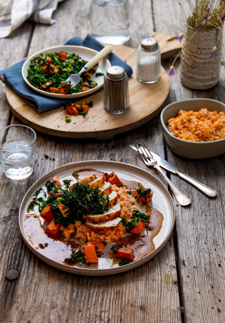 Kyllingbryst med gresskarrisotto og stekesjy