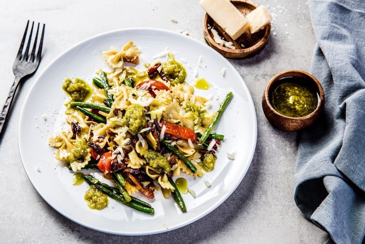 Pasta Farfalle med persillepesto 