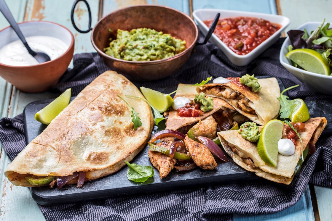 Kyllingquesadilla med guacamole