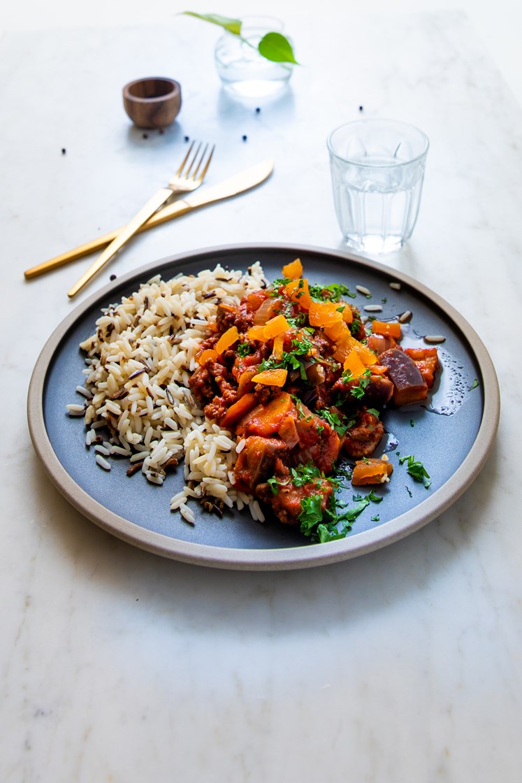 Marrokanskinspirert gryte med aubergine, kjøttdeig og villris