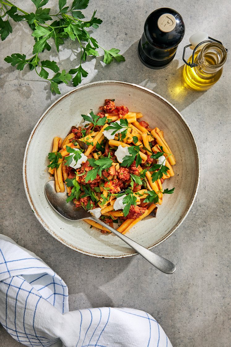 Casarecce med färsk salsiccia, aubergine och chèvre