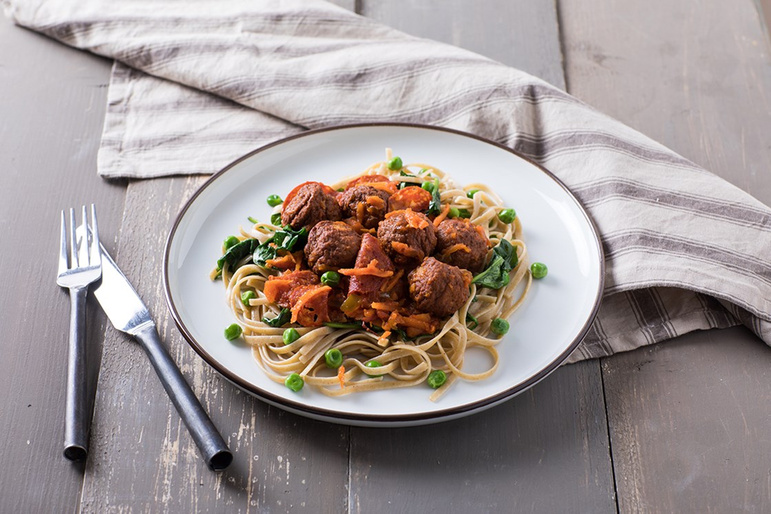 Pasta med chorizo og kjøttboller