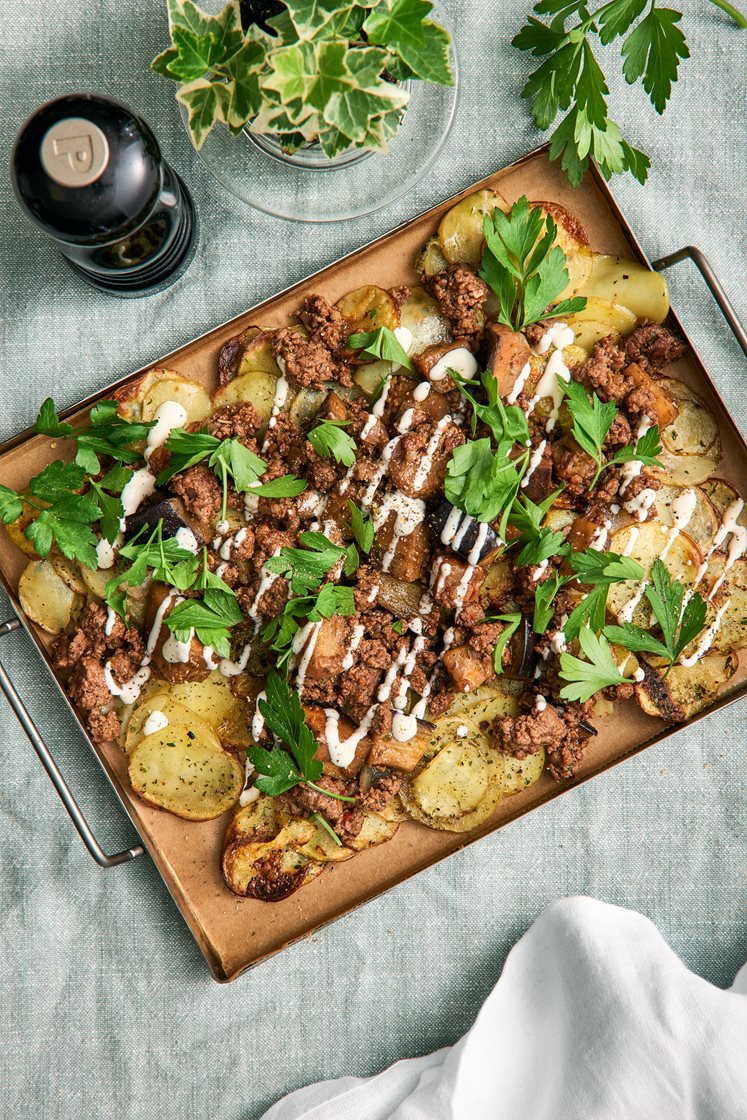 Moussakaplåt med nötfärsragu och aubergine