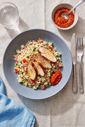 Ovnbagt kyllingebryst med bulgursalat