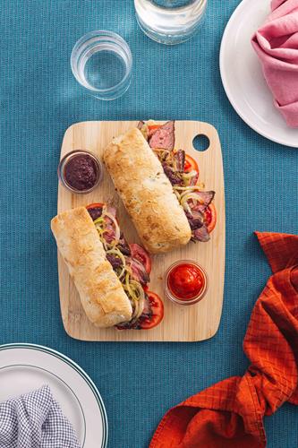 Steak sandwich med oliventapenade