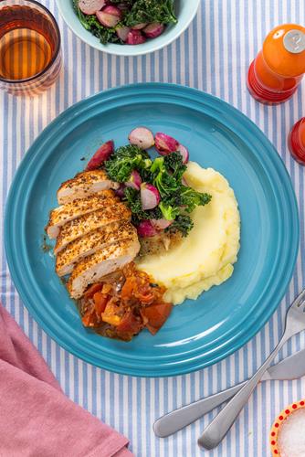 Citruskrydret kyllingebryst med tomatkompot
