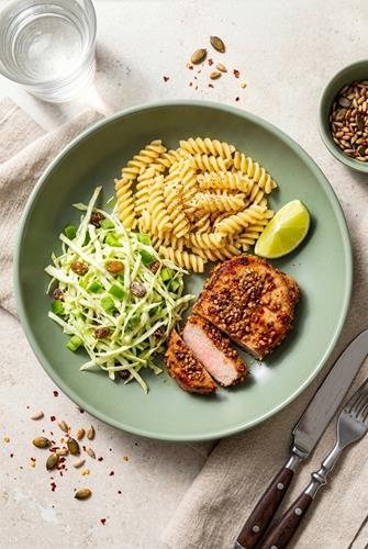 Glutenfri pasta og mexi-kotelet