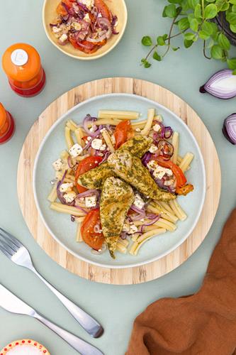 Pasta casarecce med basilikumstegt kylling