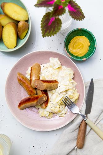 Medisterpølse med stuvet kål