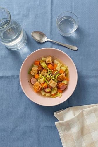 Grøntsagssuppe med rodfrugter